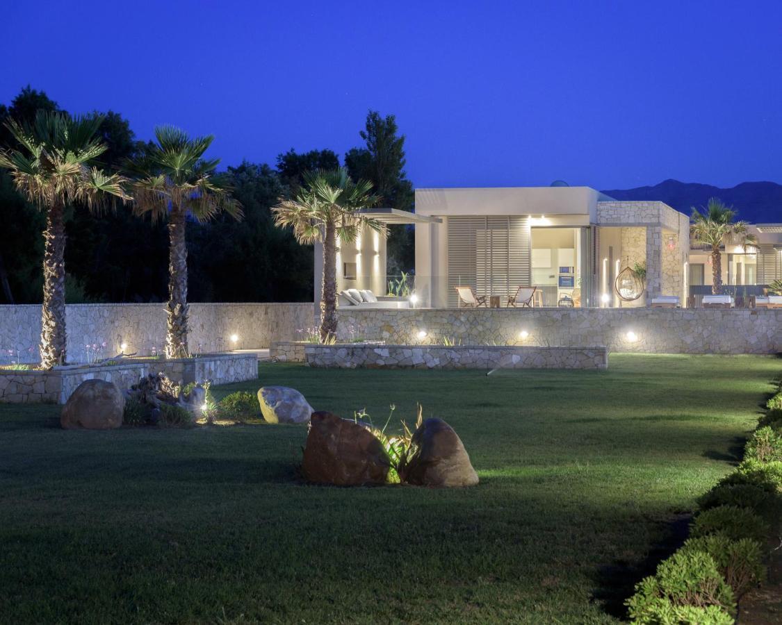 Artemis Seafront Villa, An Evanescence Sea Retreat, By Thinkvilla Tavronitis Zewnętrze zdjęcie